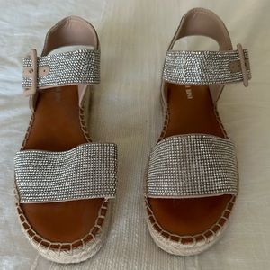 Gianni Bini - Sparkly Sandals - Size 6 - Excellent Condition